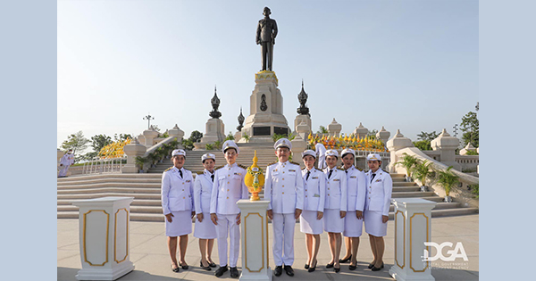 DGA เข้าร่วมวางพานพุ่มถวายบังคมพระบรมราชานุสาวรีย์พระบาทสมเด็จพระบรมชนกาธิเบศร มหาภูมิพลอดุลยเดชมหาราช บรมนาถบพิตร เนื่องในวันคล้ายวันพระบรมราชสมภพ